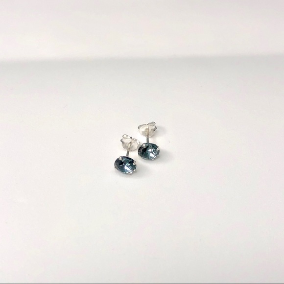 925 Sterling Silver Swarovski Crystal Earrings - Picture 8 of 8